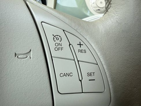 Used 2012 FIAT 500 Pop FWD image 16