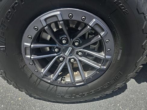 Used 2020 Ford F150 Raptor w/ Equipment Group 802A Luxury AWD/4WD image 40