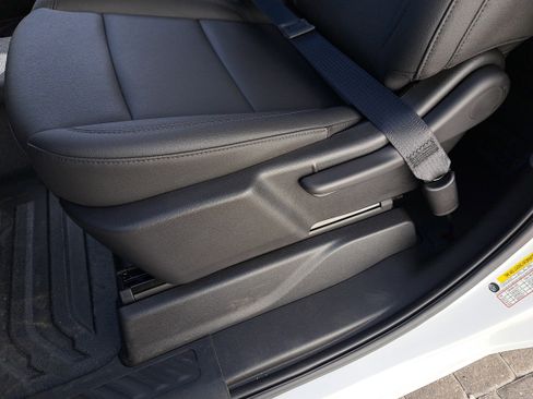 New 2026 GMC Sierra 1500 Pro w/ Pro Value Package image 17