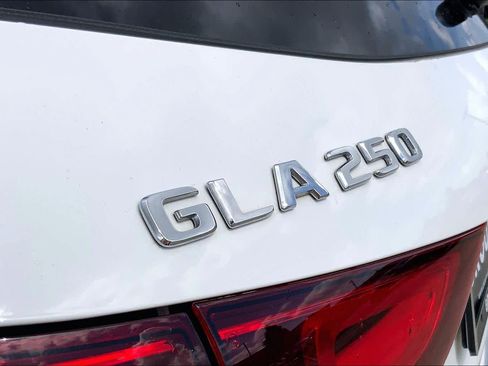 Used 2021 Mercedes-Benz GLA 250 image 31