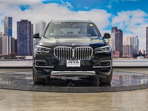 Used 2023 BMW X5 xDrive40i w/ Parking Assistance Package AWD/4WD image 3