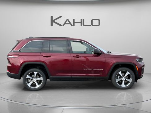 New 2026 Jeep Grand Cherokee Limited AWD/4WD image 6