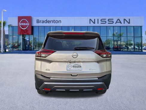 Certified 2022 Nissan Rogue SL w/ SL Premium Package image 6