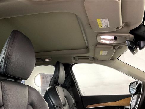Used 2023 Volvo XC90 B6 Plus w/ Protection Package Premier AWD/4WD image 29