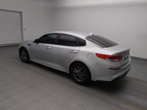 Used 2020 Kia Optima LX image 3