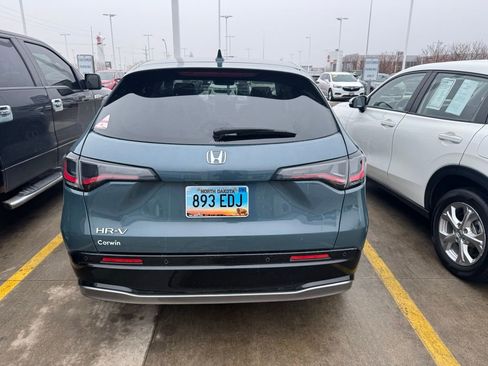 Used 2024 Honda HR-V EX-L image 5