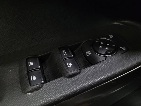 Used 2020 Ford EcoSport SE w/ SE Convenience Package FWD image 27