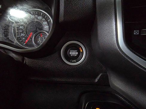 Used 2023 RAM 2500 Big Horn w/ Level 1 Equipment Group image 25