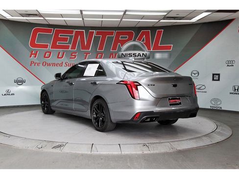 Used 2023 Cadillac CT4 Luxury image 4