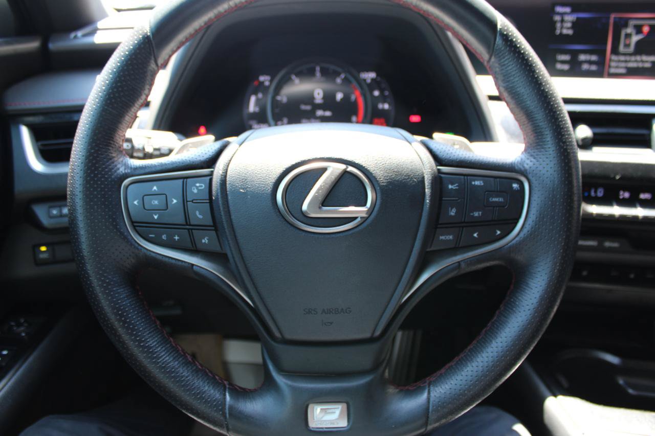 Used 2019 Lexus UX 200 F Sport w/ F Sport Premium Package FWD image 18