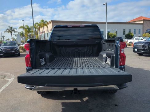 Certified 2022 Chevrolet Silverado 1500 LT AWD/4WD image 25