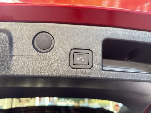 New 2026 Chevrolet Equinox LT w/ Convenience Package II image 8