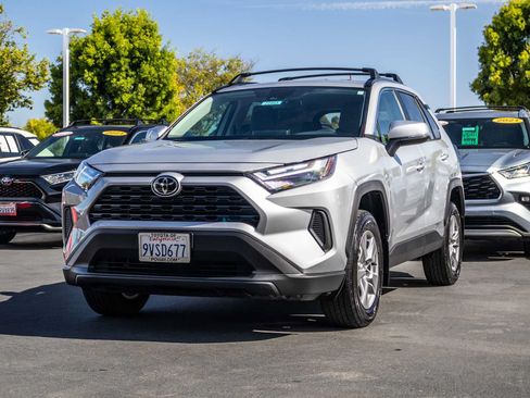 Certified 2025 Toyota RAV4 XLE FWD image 3