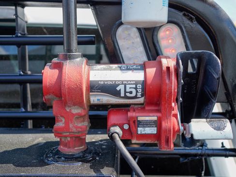 Used 2024 Ford F550 4x4 Crew Cab Super Duty image 13