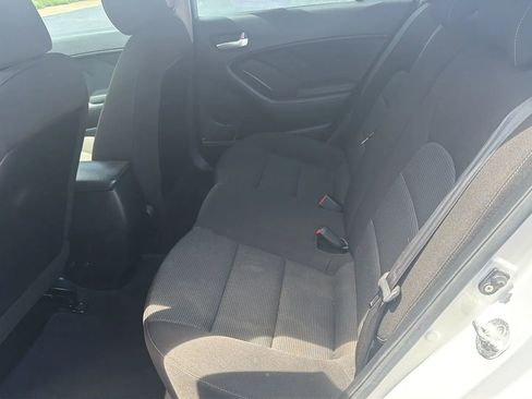 Used 2018 Kia Forte LX FWD image 10