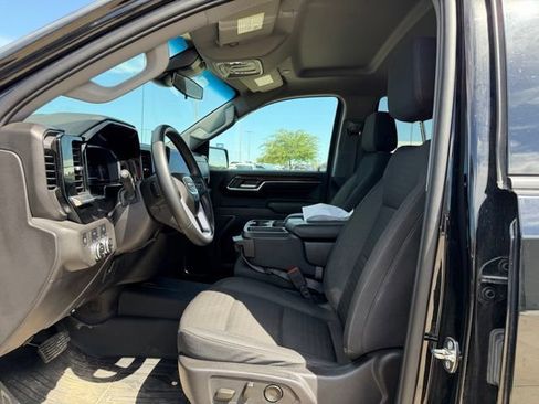 Used 2024 GMC Sierra 1500 Elevation AWD/4WD image 13