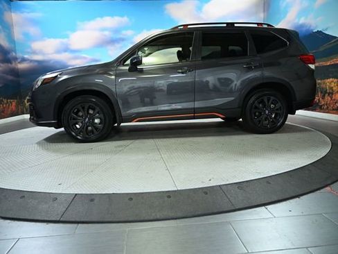 Used 2023 Subaru Forester Sport image 5
