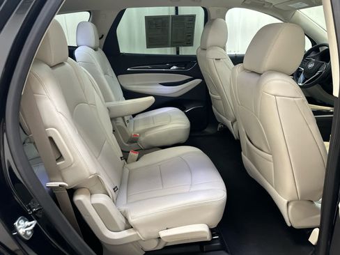 Used 2024 Buick Enclave Essence w/ Experience Buick Package AWD/4WD image 19