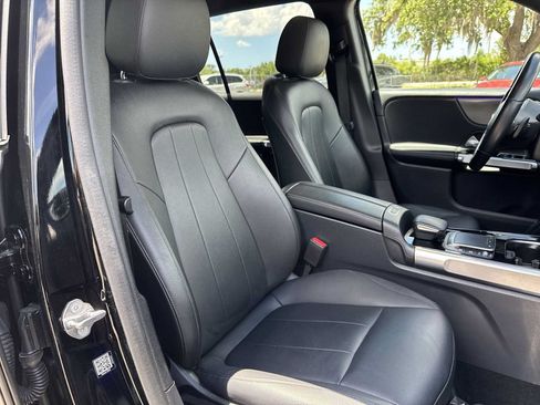 Used 2022 Mercedes-Benz GLB 250 image 20
