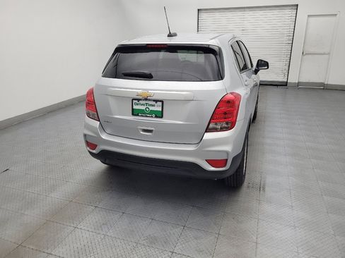 Used 2020 Chevrolet Trax LS w/ Tint and Cruise Package FWD image 7