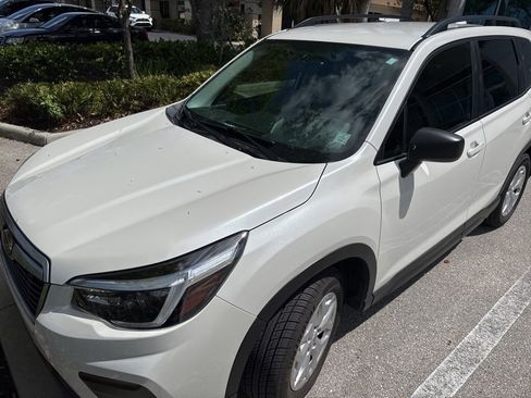 Used 2021 Subaru Forester w/ Popular Package #1 image 2