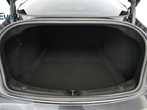 Used 2025 Tesla Model 3 Long Range RWD image 8