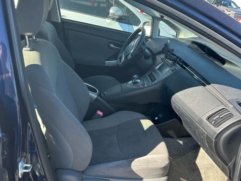 Used 2013 Toyota Prius Three image 7