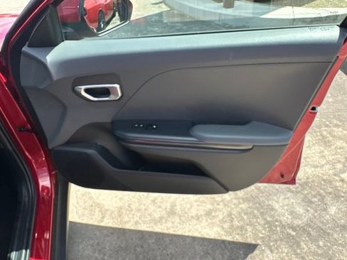 Used 2025 Kia K4 FWD image 34