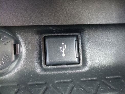 Certified 2021 Toyota RAV4 LE FWD image 20