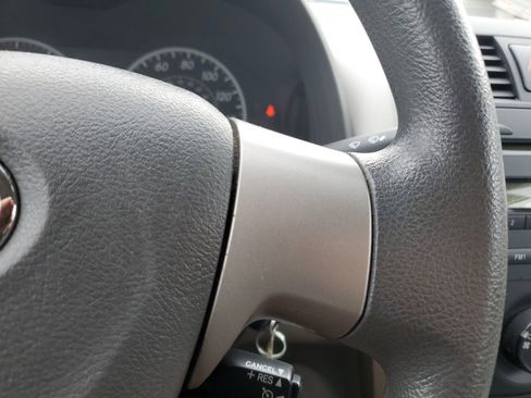 Used 2010 Toyota Corolla LE image 23