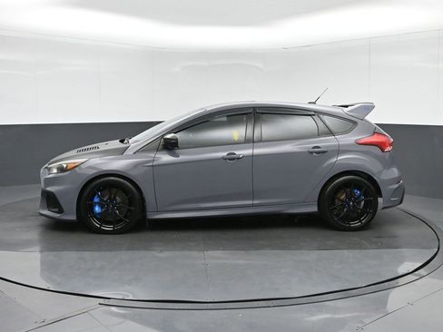 Used 2017 Ford Focus RS image 4