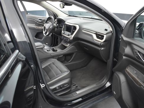 Used 2020 GMC Acadia Denali image 6