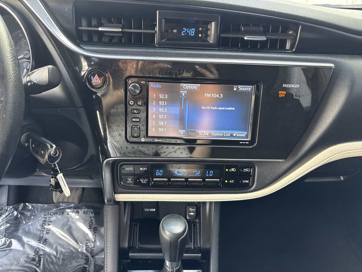 Used 2017 Toyota Corolla iM w/ Carpet Mat Package FWD image 22