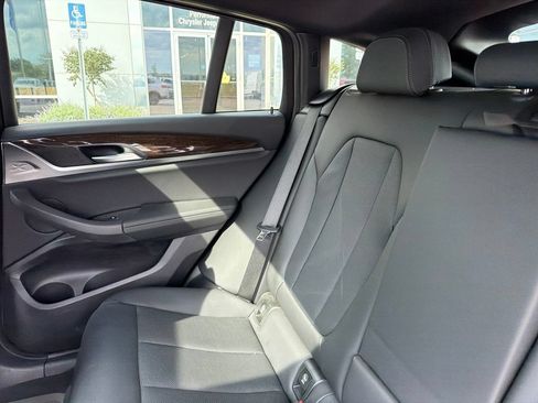 Used 2022 BMW X4 xDrive30i AWD/4WD image 23