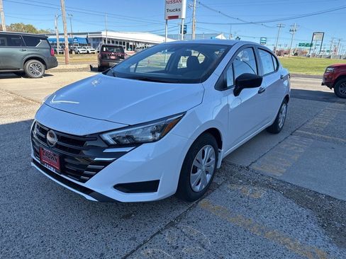 New 2025 Nissan Versa S image 8