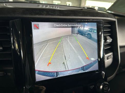 Used 2022 RAM 1500 Big Horn image 17