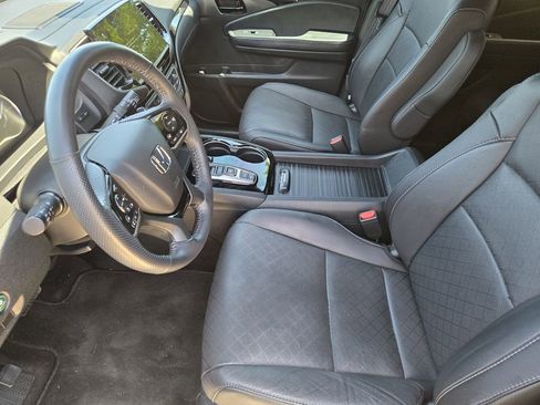 Used 2022 Honda Passport Elite image 18