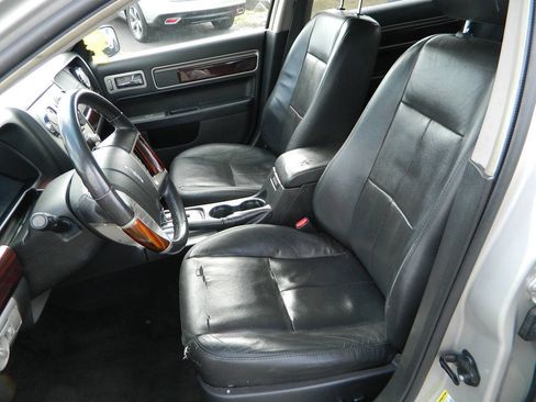 Used 2008 Lincoln MKZ FWD image 12
