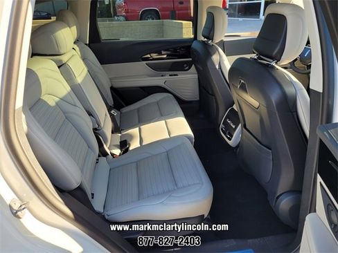 New 2026 Lincoln Nautilus Reserve image 10