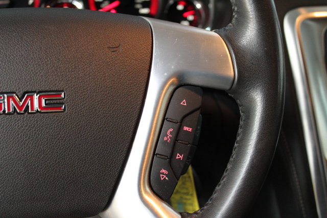 Used 2016 GMC Acadia SLT AWD/4WD image 17