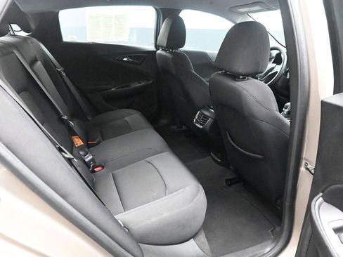 Used 2025 Chevrolet Malibu LT FWD image 22