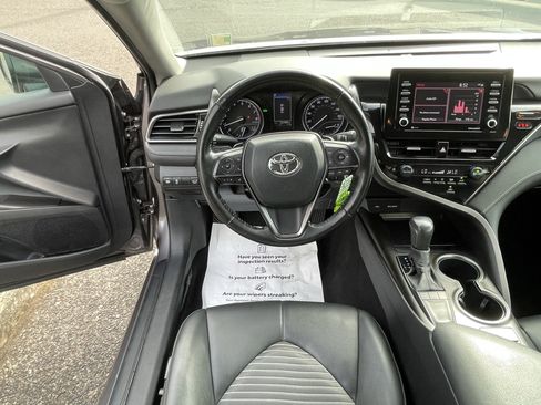 Certified 2023 Toyota Camry SE w/ Cold Weather Package FWD image 11