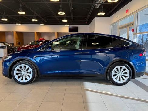 Used 2017 Tesla Model X 75D image 8