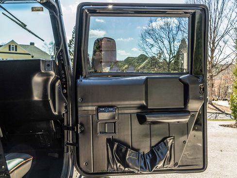 Used 1996 HUMMER H1 4-Door Open Top image 66