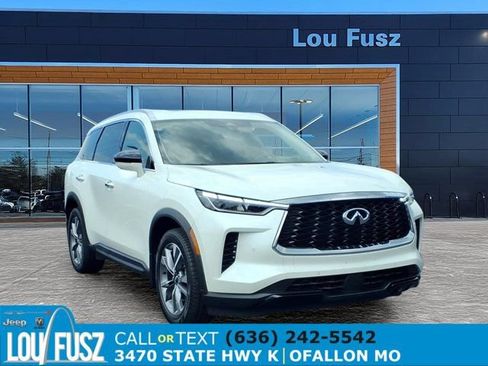 Used 2023 INFINITI QX60 Luxe w/ Vision Package AWD/4WD image 1