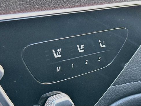 Used 2023 Mercedes-Benz EQS 580 4MATIC Sedan image 21