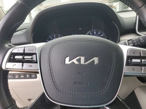 Certified 2022 Kia Telluride EX w/ EX Premium Package FWD image 24