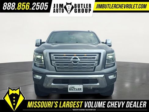 Used 2021 Nissan Titan Platinum Reserve w/ Moonroof Package AWD/4WD image 27