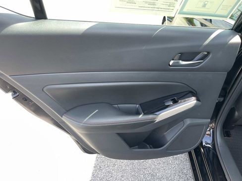Used 2023 Nissan Altima 2.5 SR w/ SR Premium Package FWD image 12
