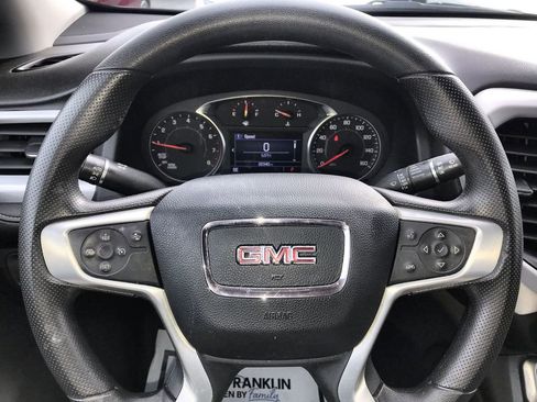 Used 2023 GMC Acadia SLE w/ Driver Convenience Package image 14